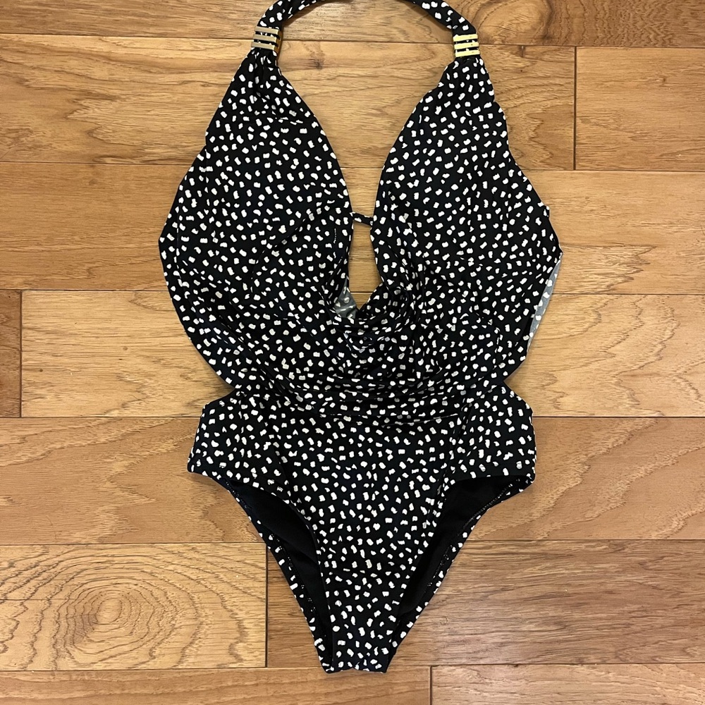Gently Used Bar III Cowlneck One-Piece Swimsuit in Black & White, Size Medium.